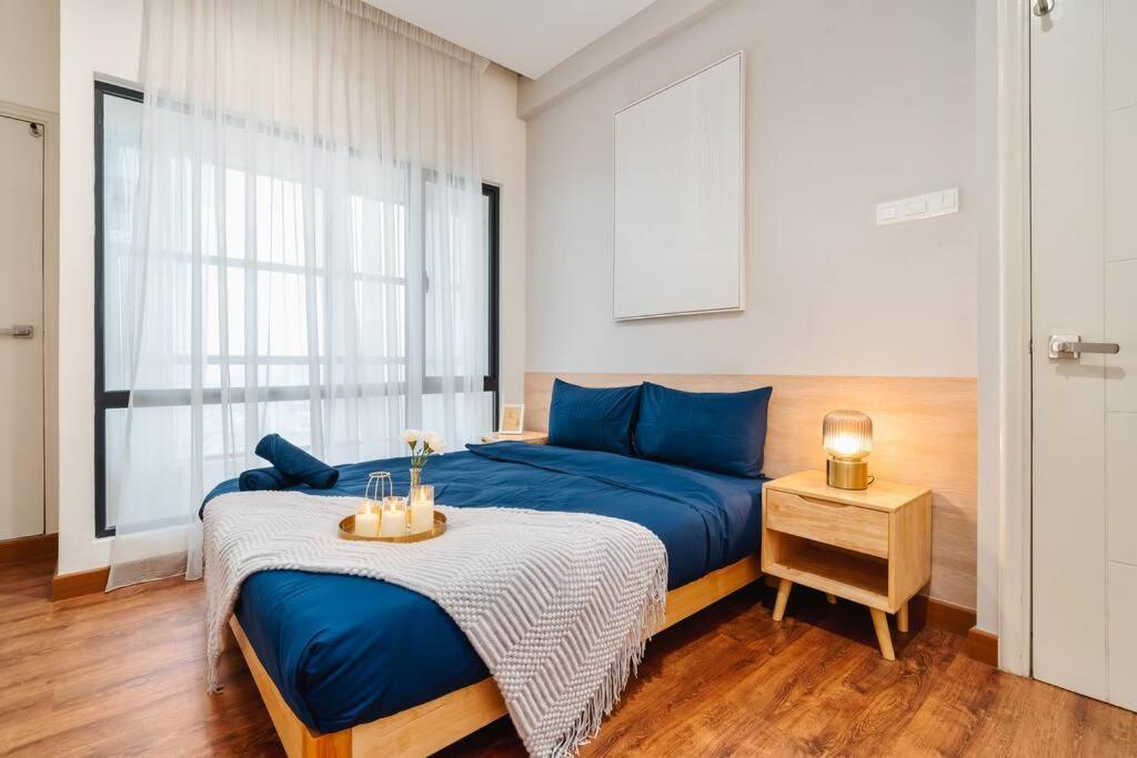Arte Mont Kiara-netflix-muji-muji-6pax *